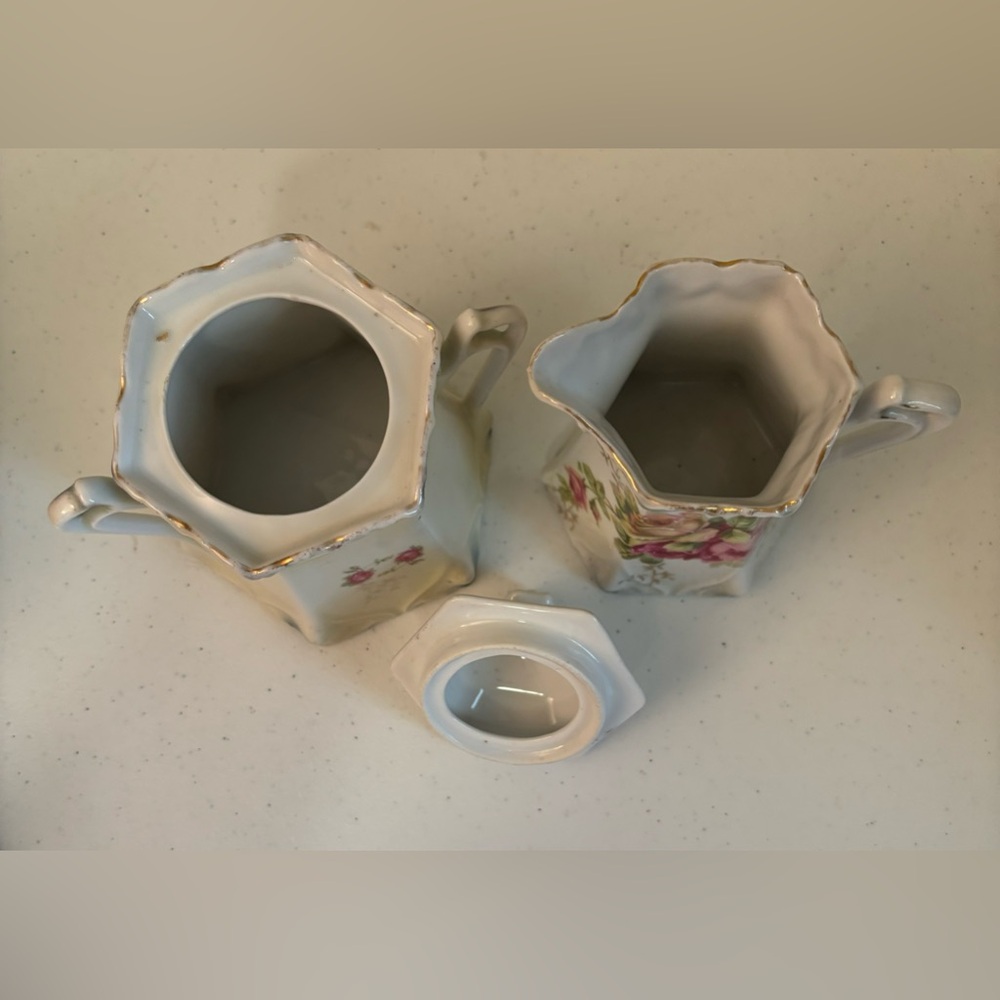 SUGAR BOWL & CREAMER ROSES ~ Germany - Picture 4 of 6